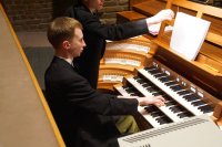 ...entlockten der Orgel ganz neue Töne - sowohl zarte als auch sehr gewaltige!